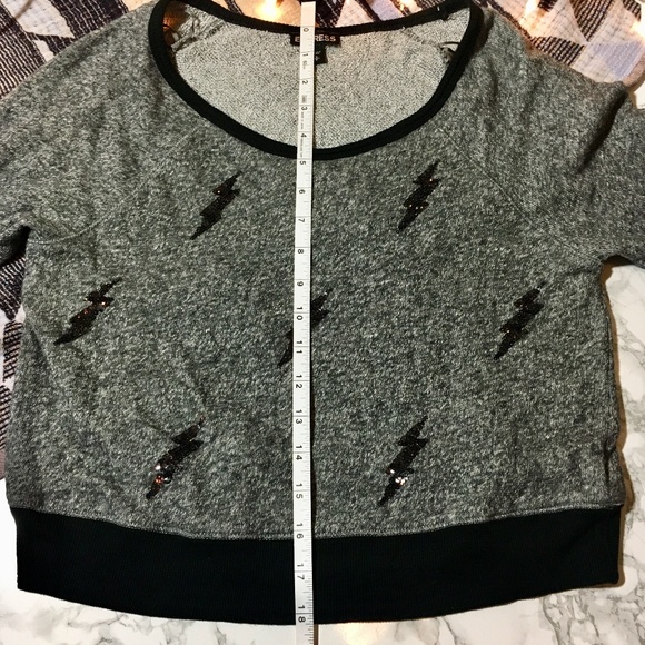 EXPRESS cropped sweater w/ sequined lightning bolts⚡️ - Picture 5 of 6